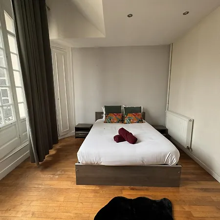 Vila In Near Plantagenet *