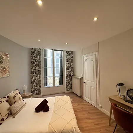 Vila In Near Plantagenet Le Mans